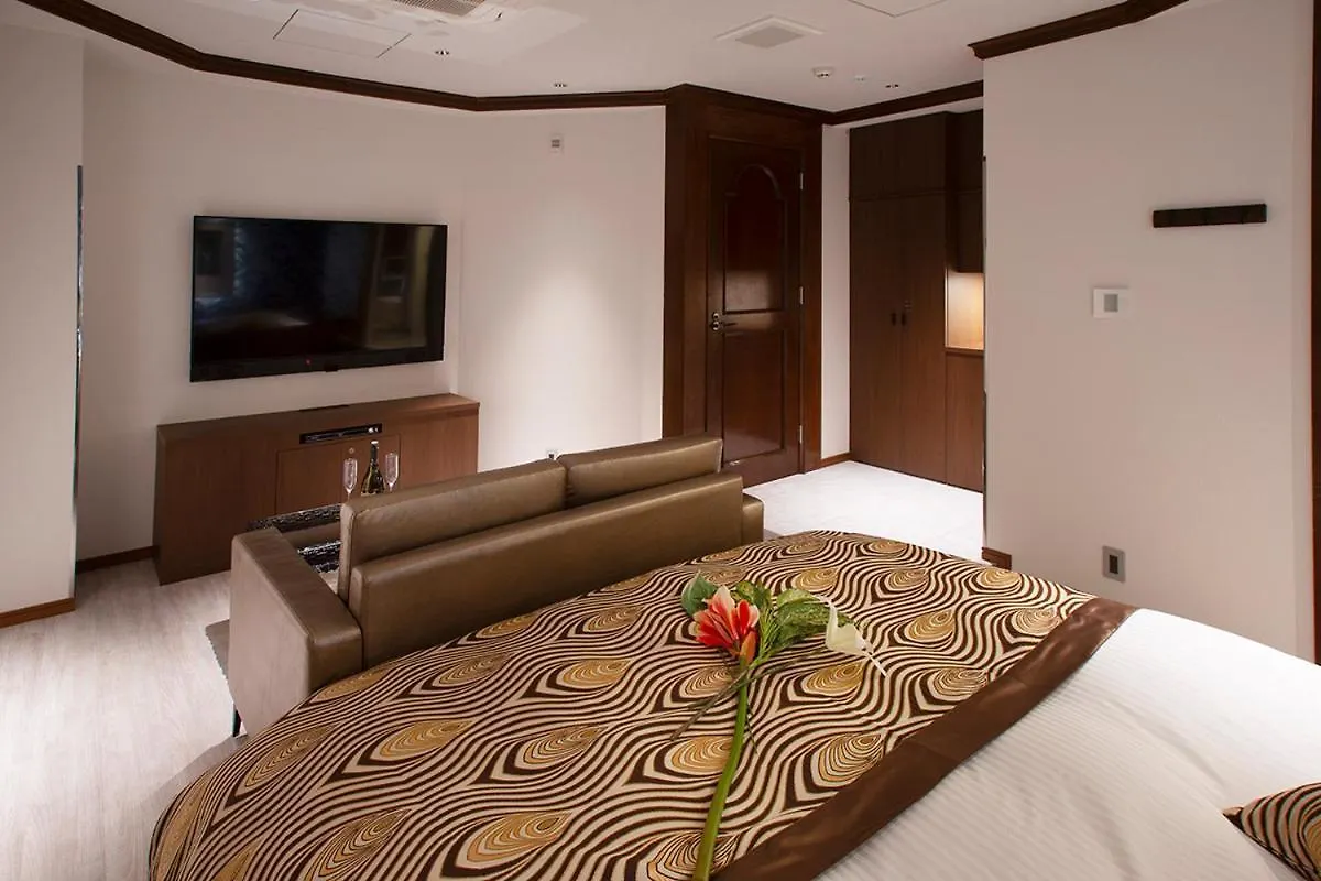 Hotel Myth-Club -ホテル マイス クラブ- Adult Only Kjóto Hodinový hotel